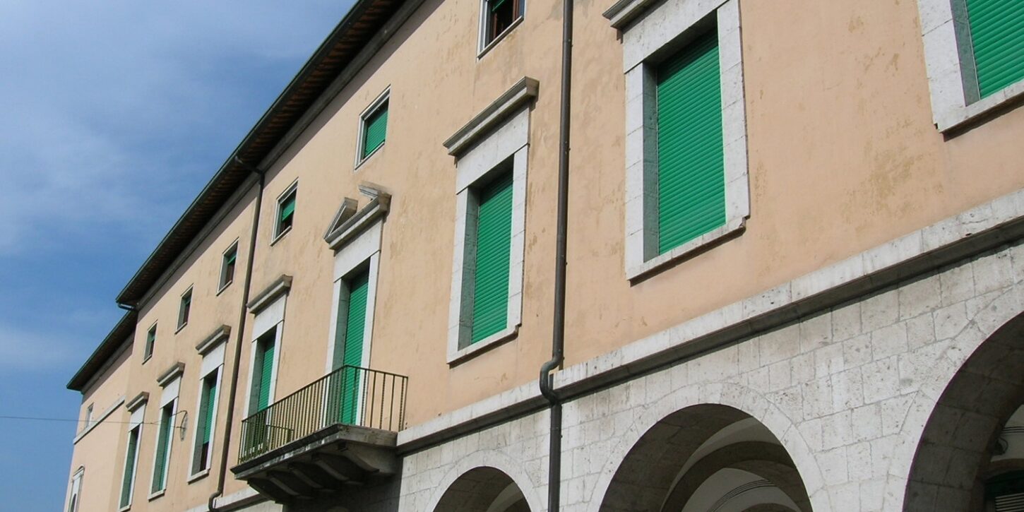 palazzo vescovile 01